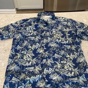 Columbia PFG Men's Navy and Green Tropical Print Shirt